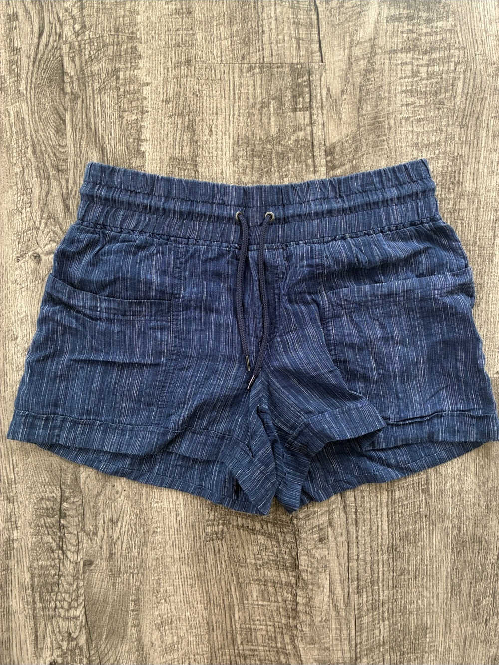 Athleta Cabo Linen Textured 4” Short ✧ Navy Blue ✧ Size 10